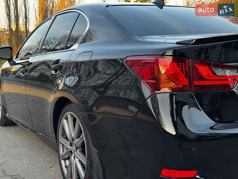 Седан Lexus GS 2014 в Киеве