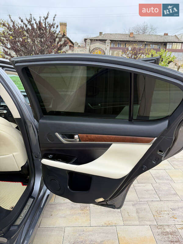 Седан Lexus GS 2016 в Болграде