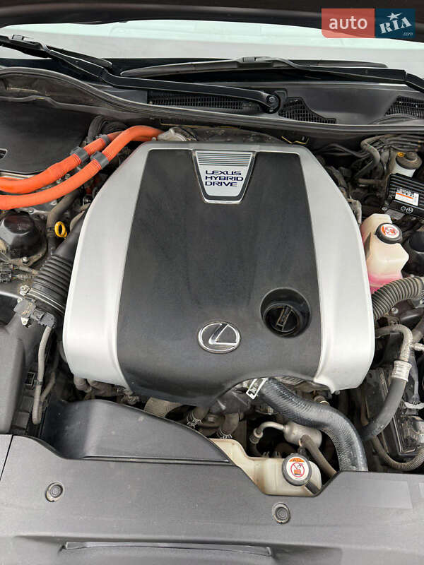 Седан Lexus GS 2016 в Болграде