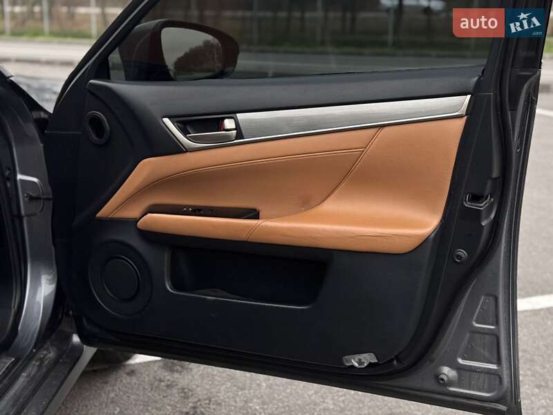 Седан Lexus GS 2015 в Днепре фото 32 Седан Lexus GS 2015 в Днепре