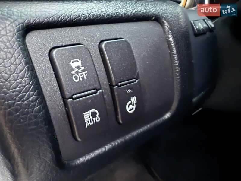 Седан Lexus GS 2016 в Киеве фото 19 Седан Lexus GS 2016 в Киеве