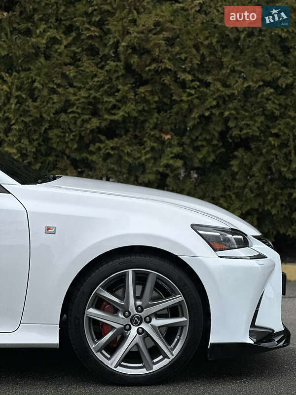 Седан Lexus GS 2016 в Киеве фото 38 Седан Lexus GS 2016 в Киеве