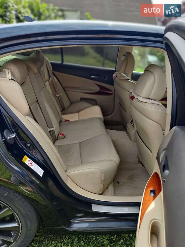 Седан Lexus GS 2007 в Микуличине