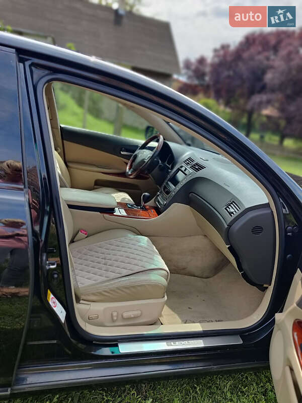 Седан Lexus GS 2007 в Микуличине