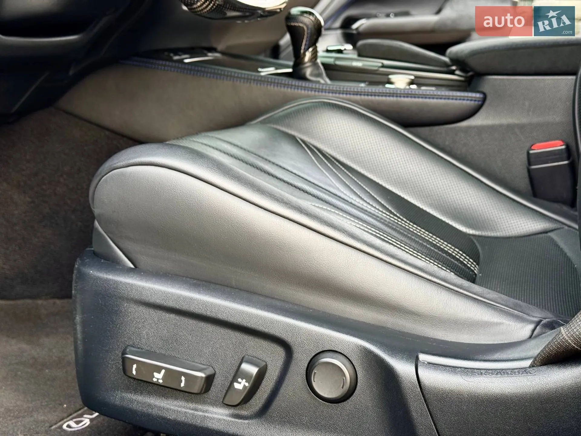 2015 Lexus GS - мініатюра 26