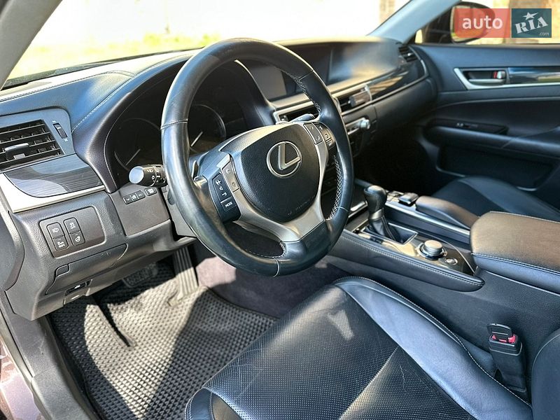 Седан Lexus GS 2012 в Виннице