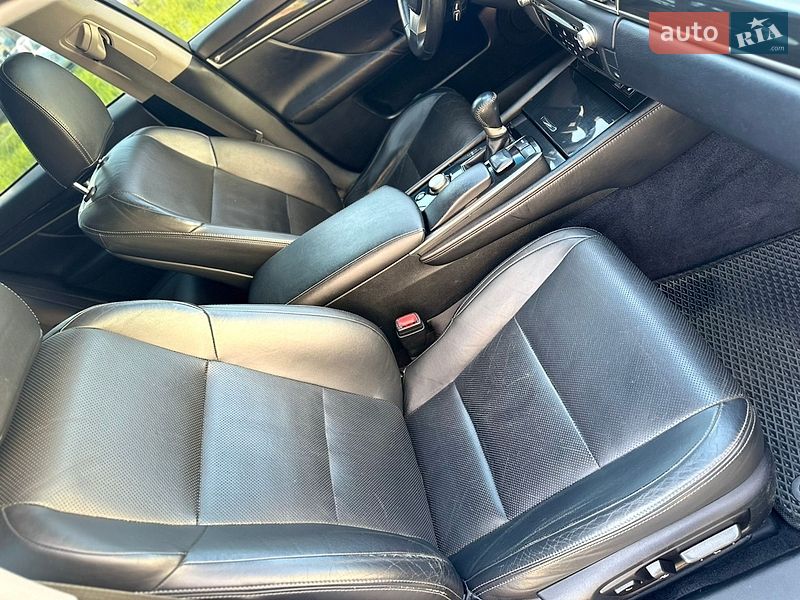 Седан Lexus GS 2012 в Виннице