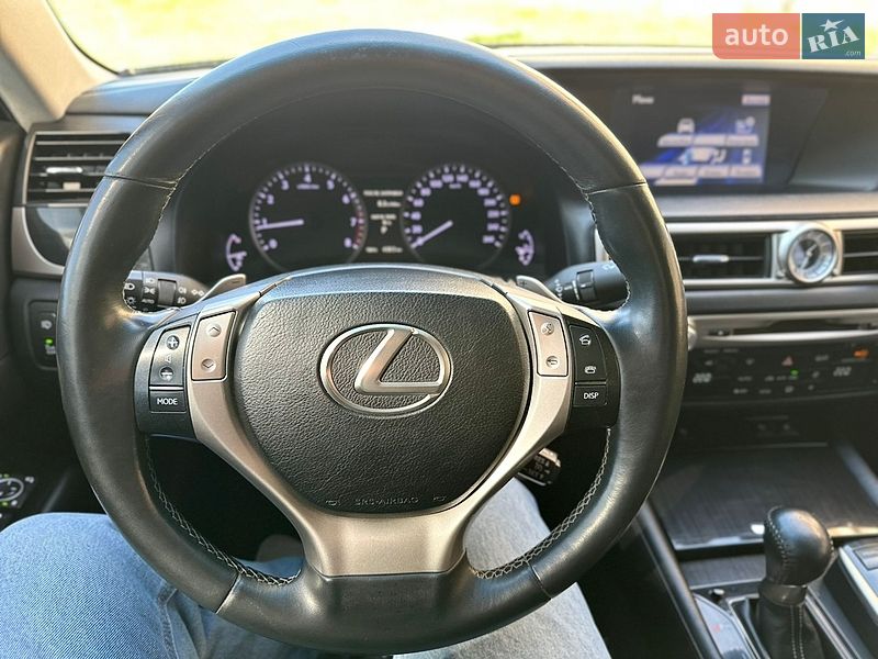 Седан Lexus GS 2012 в Виннице