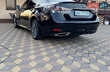 Седан Lexus GS 2012 в Киеве