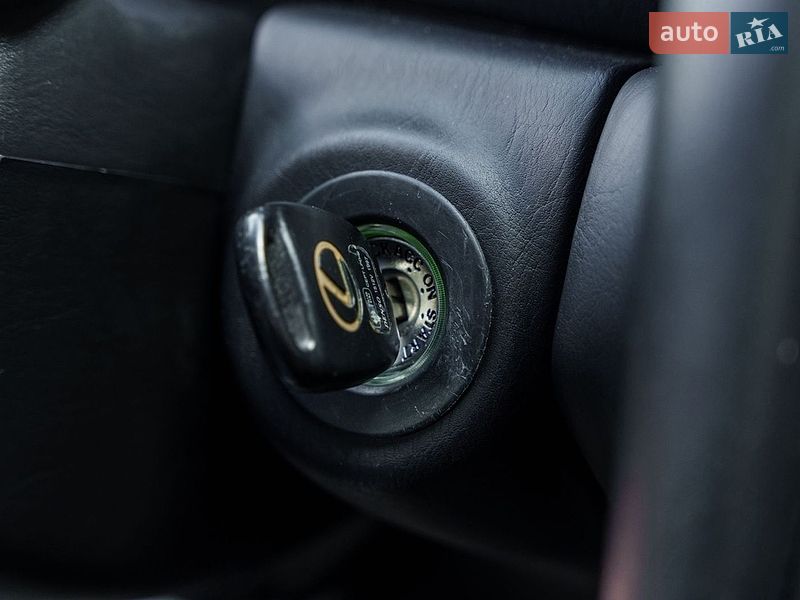 Седан Lexus GS 1999 в Киеве