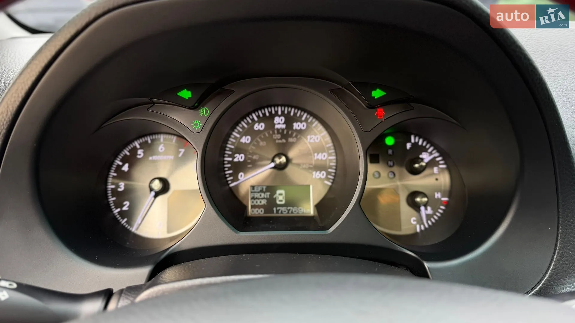 2010 Lexus GS - мініатюра 29