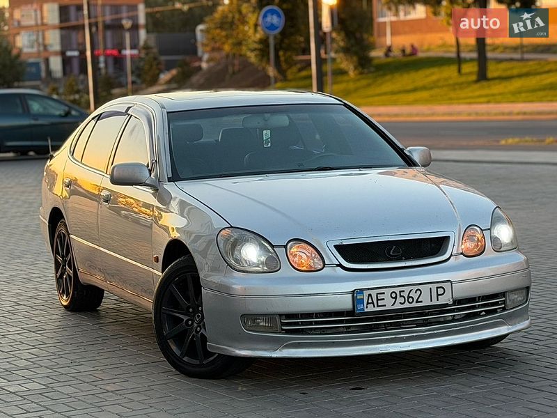 Седан Lexus GS 1998 в Дніпрі