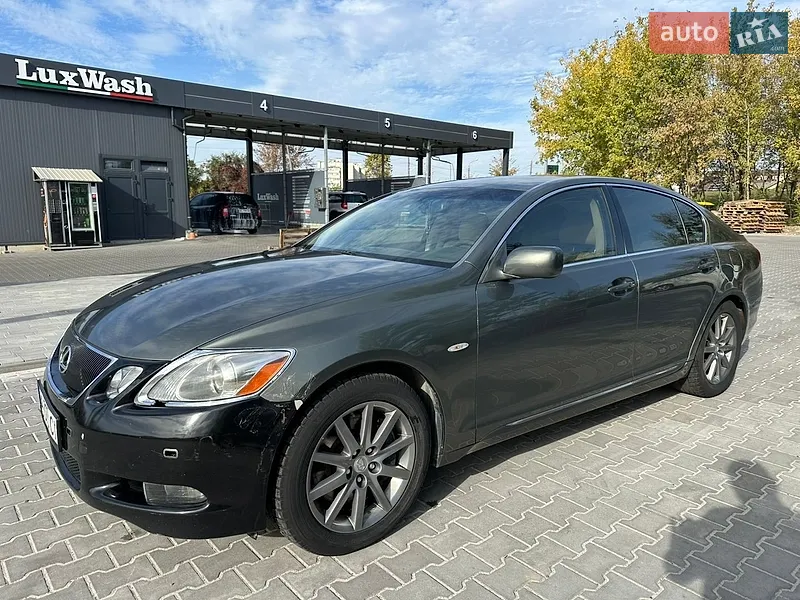 Lexus GS