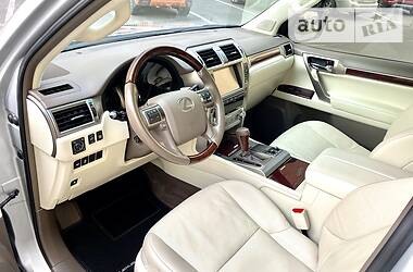 Позашляховик / Кросовер Lexus GX 2016 в 