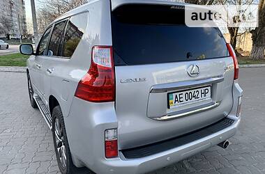 Позашляховик / Кросовер Lexus GX 2010 в 