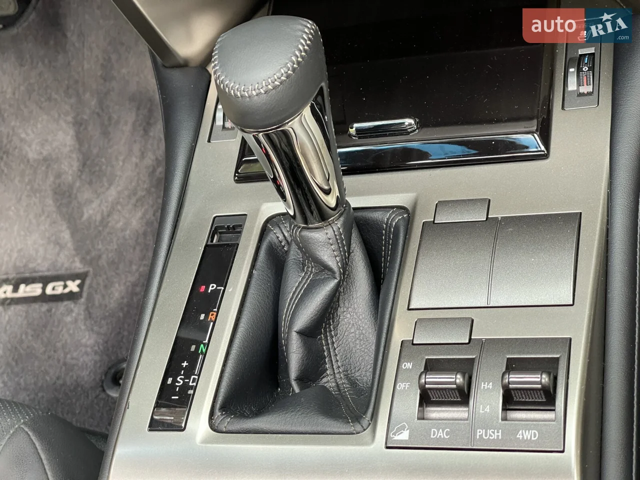 2017 Lexus GX - мініатюра 29