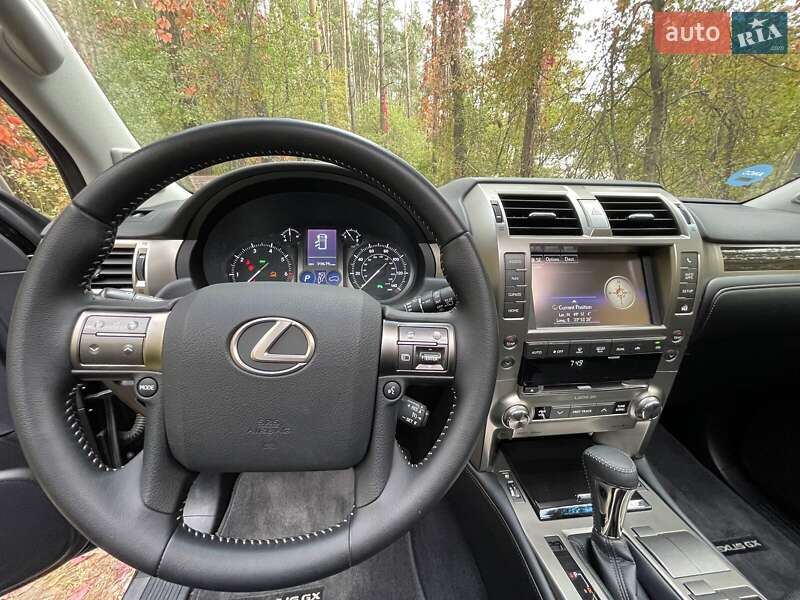 Позашляховик / Кросовер Lexus GX 2017 в Львові
