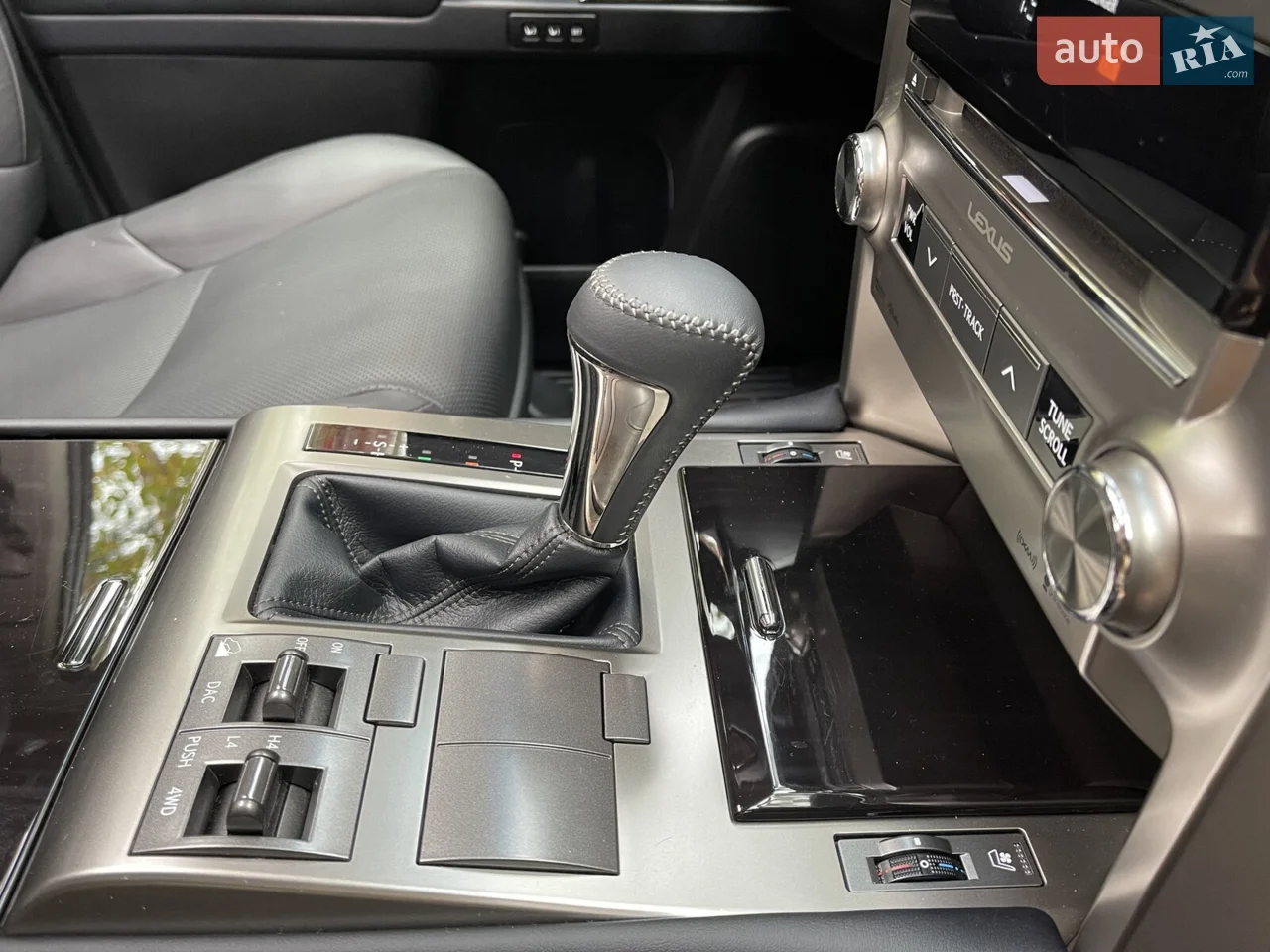2017 Lexus GX - мініатюра 37