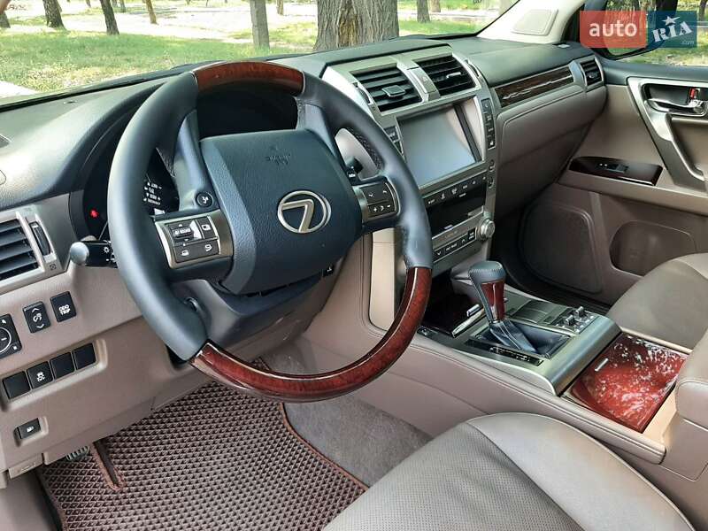 Внедорожник / Кроссовер Lexus GX 2018 в Днепре