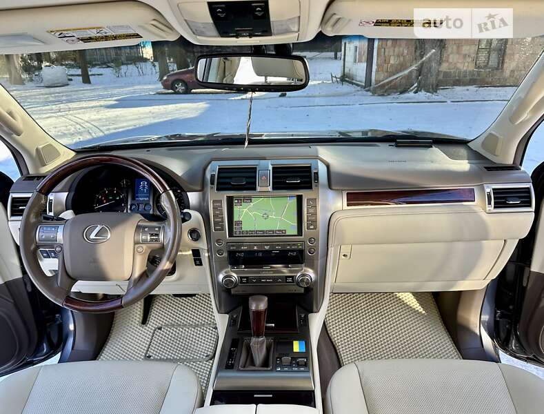 Позашляховик / Кросовер Lexus GX 2016 в Києві