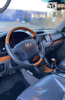 Позашляховик / Кросовер Lexus GX 2004 в Чернівцях