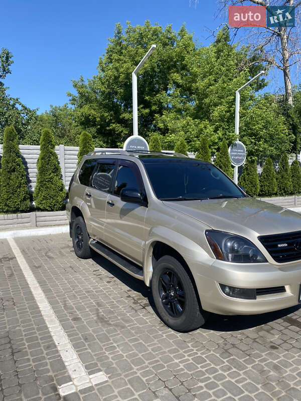 Внедорожник / Кроссовер Lexus GX 2005 в 