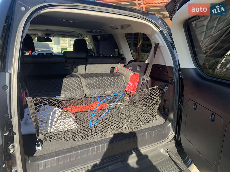 Внедорожник / Кроссовер Lexus GX 2019 в Надворной