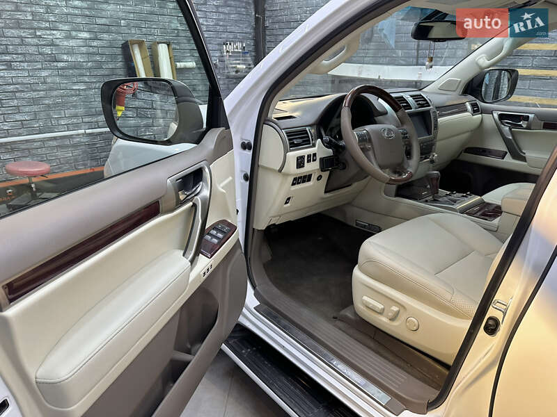 Внедорожник / Кроссовер Lexus GX 2010 в Киеве