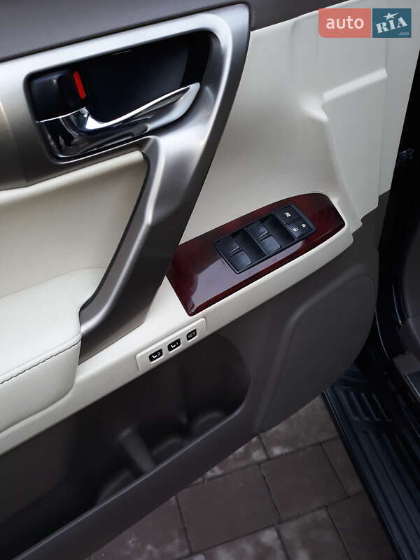 Внедорожник / Кроссовер Lexus GX 2010 в Коломые