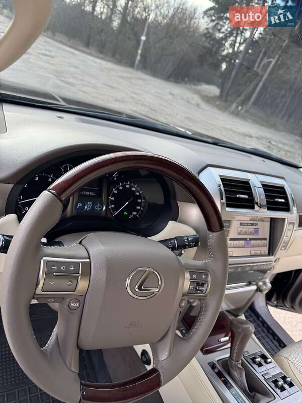 Внедорожник / Кроссовер Lexus GX 2011 в Ахтырке