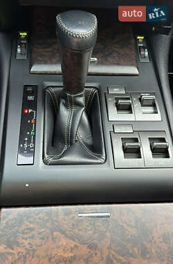 Внедорожник / Кроссовер Lexus GX 2010 в 