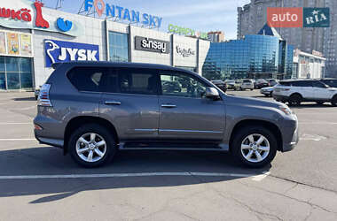 Внедорожник / Кроссовер Lexus GX 2016 в 