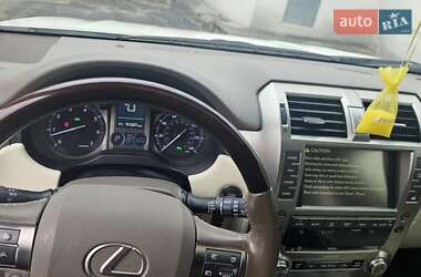 Внедорожник / Кроссовер Lexus GX 2017 в 