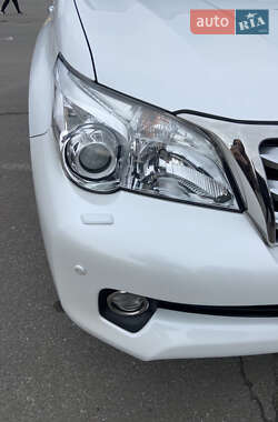 Внедорожник / Кроссовер Lexus GX 2013 в 