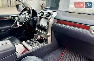 Внедорожник / Кроссовер Lexus GX 2010 в 