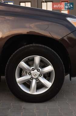 Позашляховик / Кросовер Lexus GX 2011 в 