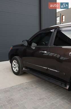 Позашляховик / Кросовер Lexus GX 2011 в 