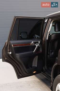 Позашляховик / Кросовер Lexus GX 2011 в 