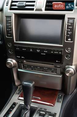 Позашляховик / Кросовер Lexus GX 2011 в 