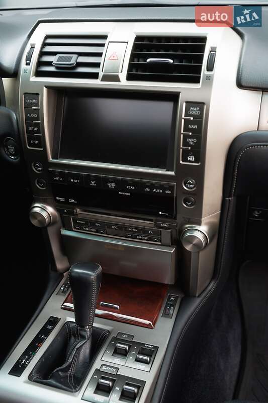 Внедорожник / Кроссовер Lexus GX 2011 в Дубно