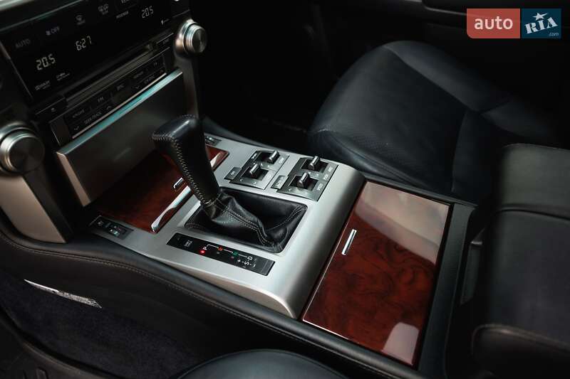 Внедорожник / Кроссовер Lexus GX 2011 в Дубно