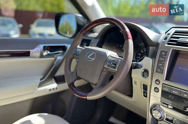 Внедорожник / Кроссовер Lexus GX 2013 в 