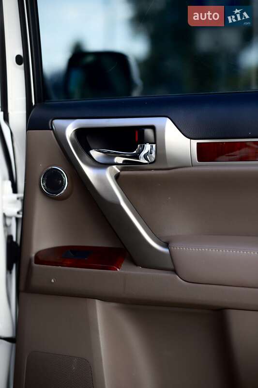 Внедорожник / Кроссовер Lexus GX 2010 в Киеве