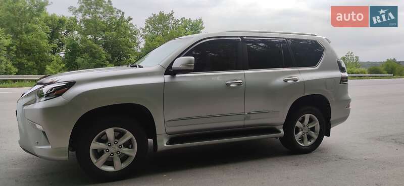 Внедорожник / Кроссовер Lexus GX 2010 в Чорткове