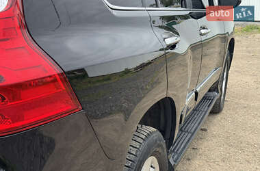 Позашляховик / Кросовер Lexus GX 2010 в 