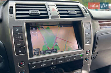 Внедорожник / Кроссовер Lexus GX 2013 в 