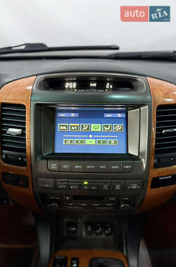 Позашляховик / Кросовер Lexus GX 2005 в 