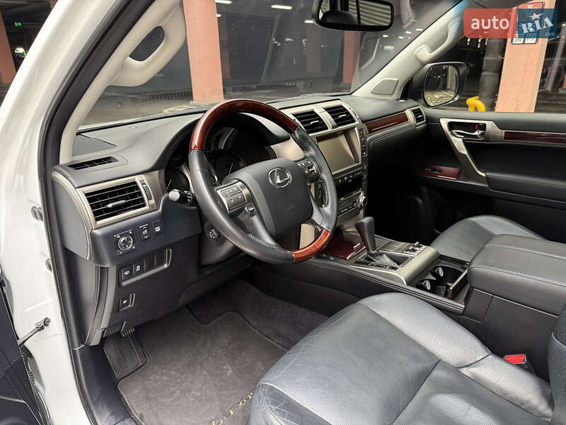 Внедорожник / Кроссовер Lexus GX 2016 в Киеве фото 16 Внедорожник / Кроссовер Lexus GX 2016 в Киеве