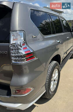 Внедорожник / Кроссовер Lexus GX 2010 в 