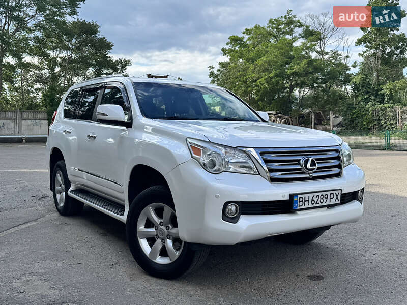 Lexus GX 2011